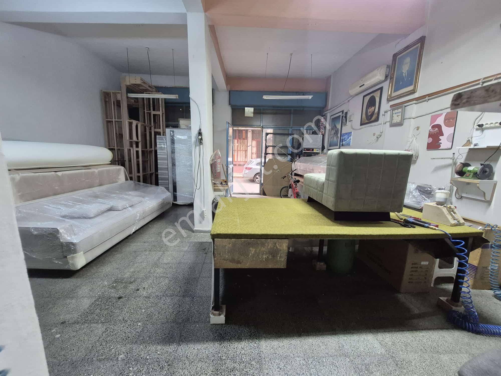 İzmir Karabağlar Sanayide//4katlı,,1dükan 3daire'den(2+1daireler)oluşan103m2 Tek Tapu 4katlı /bina - Görsel 7