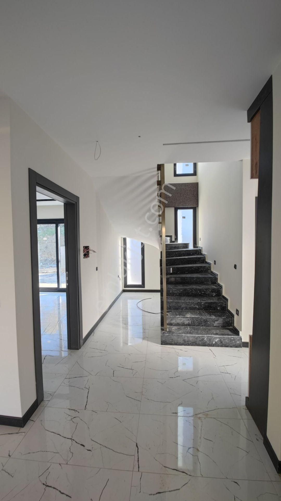 Fırsat 4+1 Lüx Villa - Görsel 9