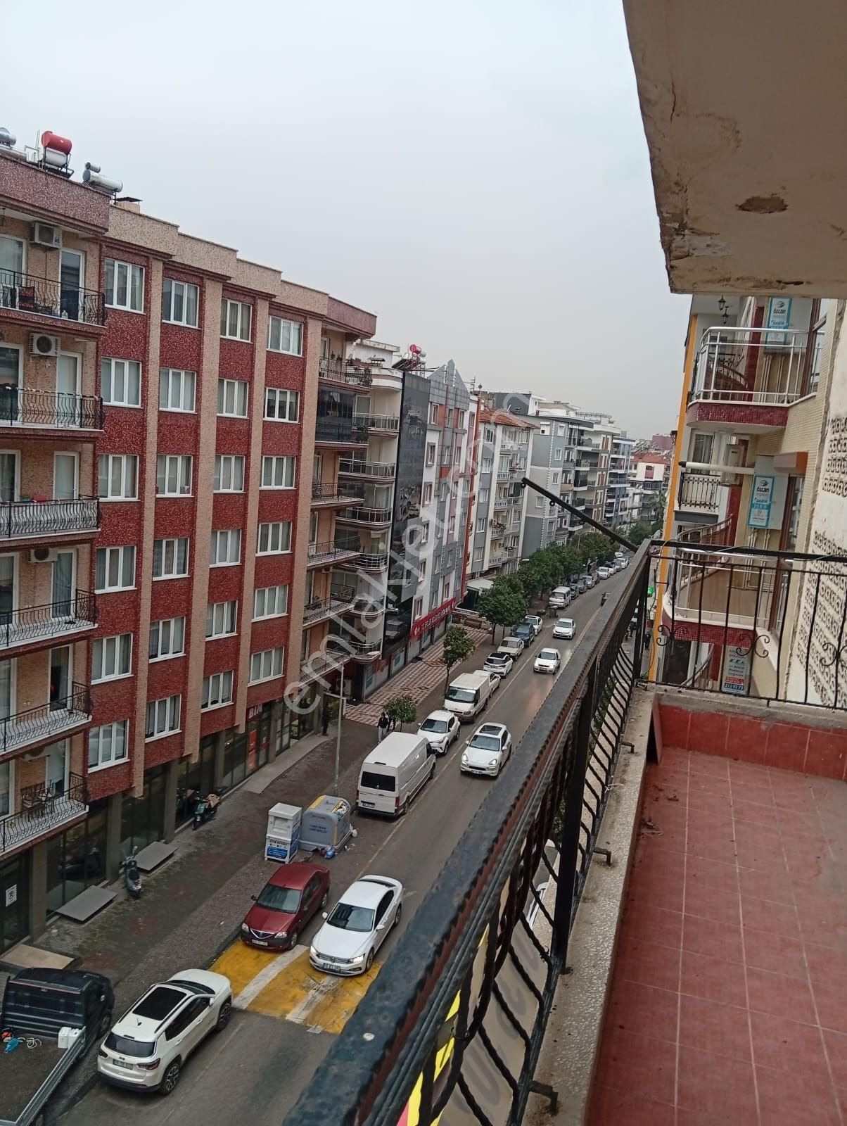 Aydın Efeler Cumhuriyet Mahallesinde Satılık Daire 130 M2 - Görsel 2