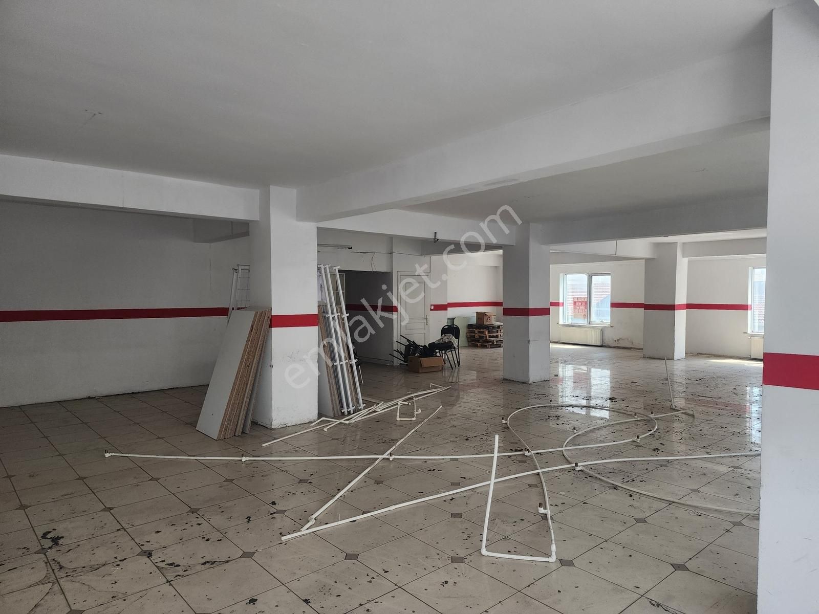 Bağcılar Bilginer İş Merkezinde Satılık 250 M² İş Yeri - Görsel 24