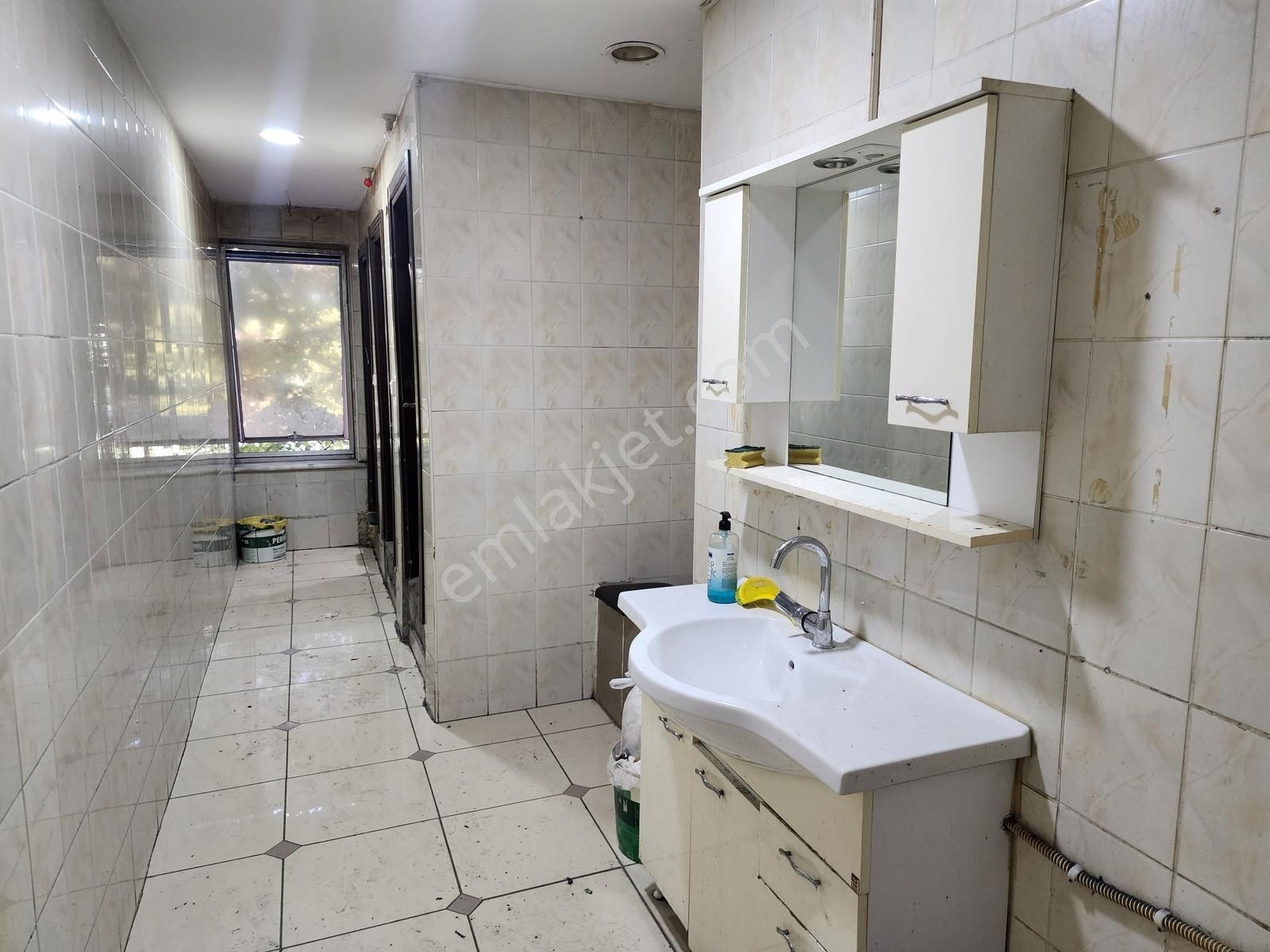 Bağcılar Bilginer İş Merkezinde Satılık 250 M² İş Yeri - Görsel 16