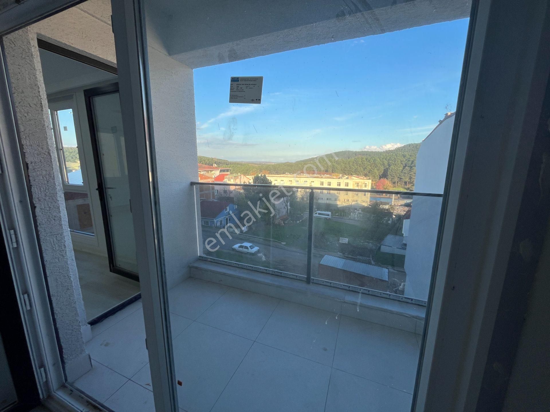 Sultanbeyli Mecidiye Mahallesinde 3.kat Asansörlü 2+1 Sıfırdaire - Görsel 12