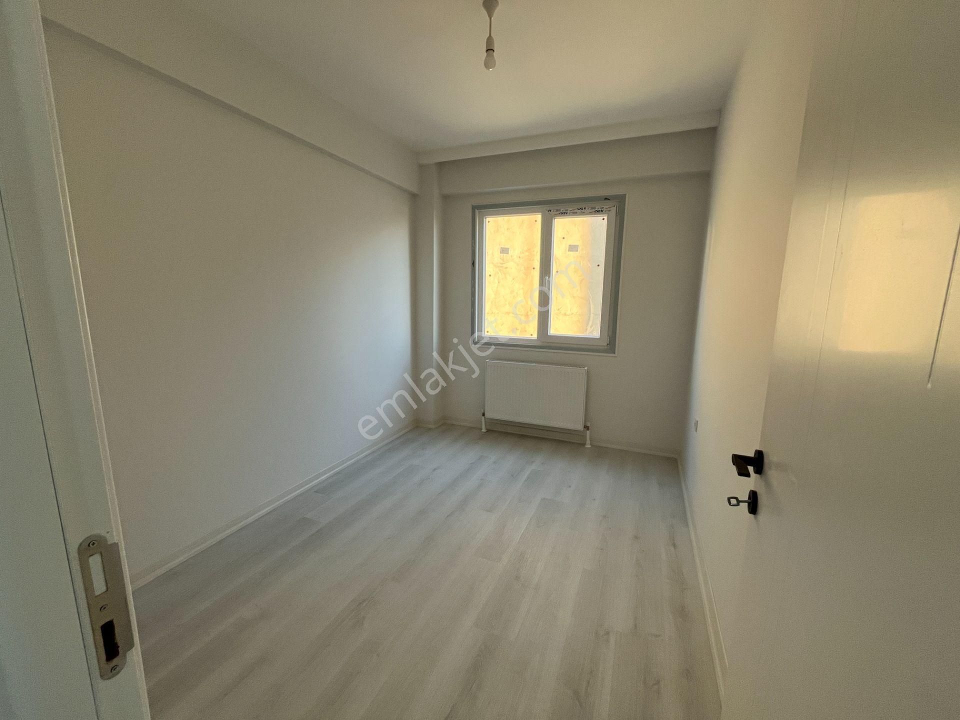 Sultanbeyli Mecidiye Mahallesinde 3.kat Asansörlü 2+1 Sıfırdaire - Görsel 6