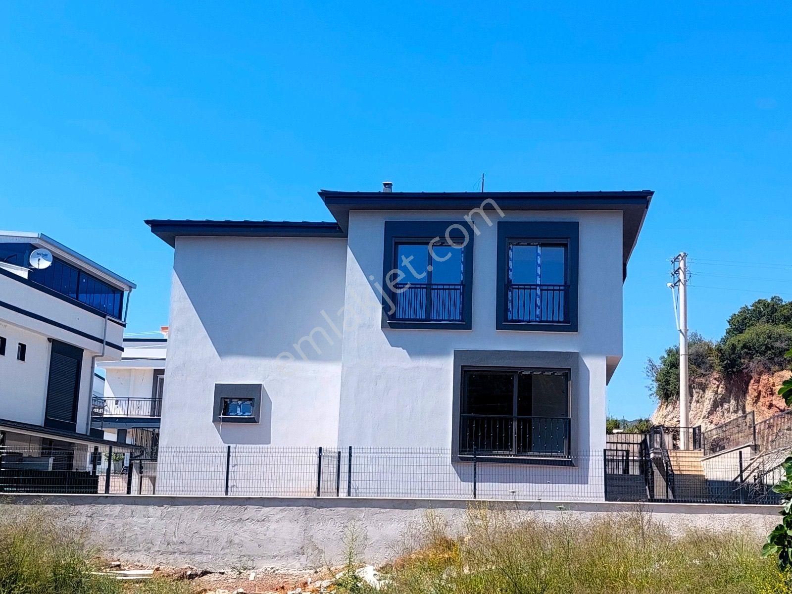 Seferihisar Payamlı'da Satılık Sıfır 2+1 Bahçeli Dubleks Villa - Görsel 7