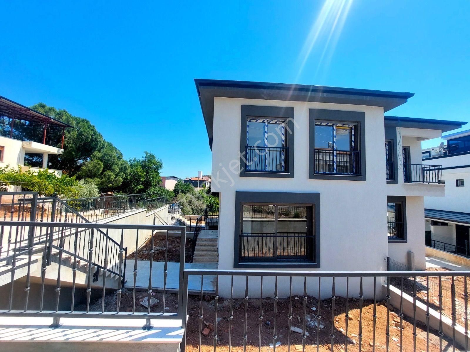 Seferihisar Payamlı'da Satılık Sıfır 2+1 Bahçeli Dubleks Villa - Görsel 3