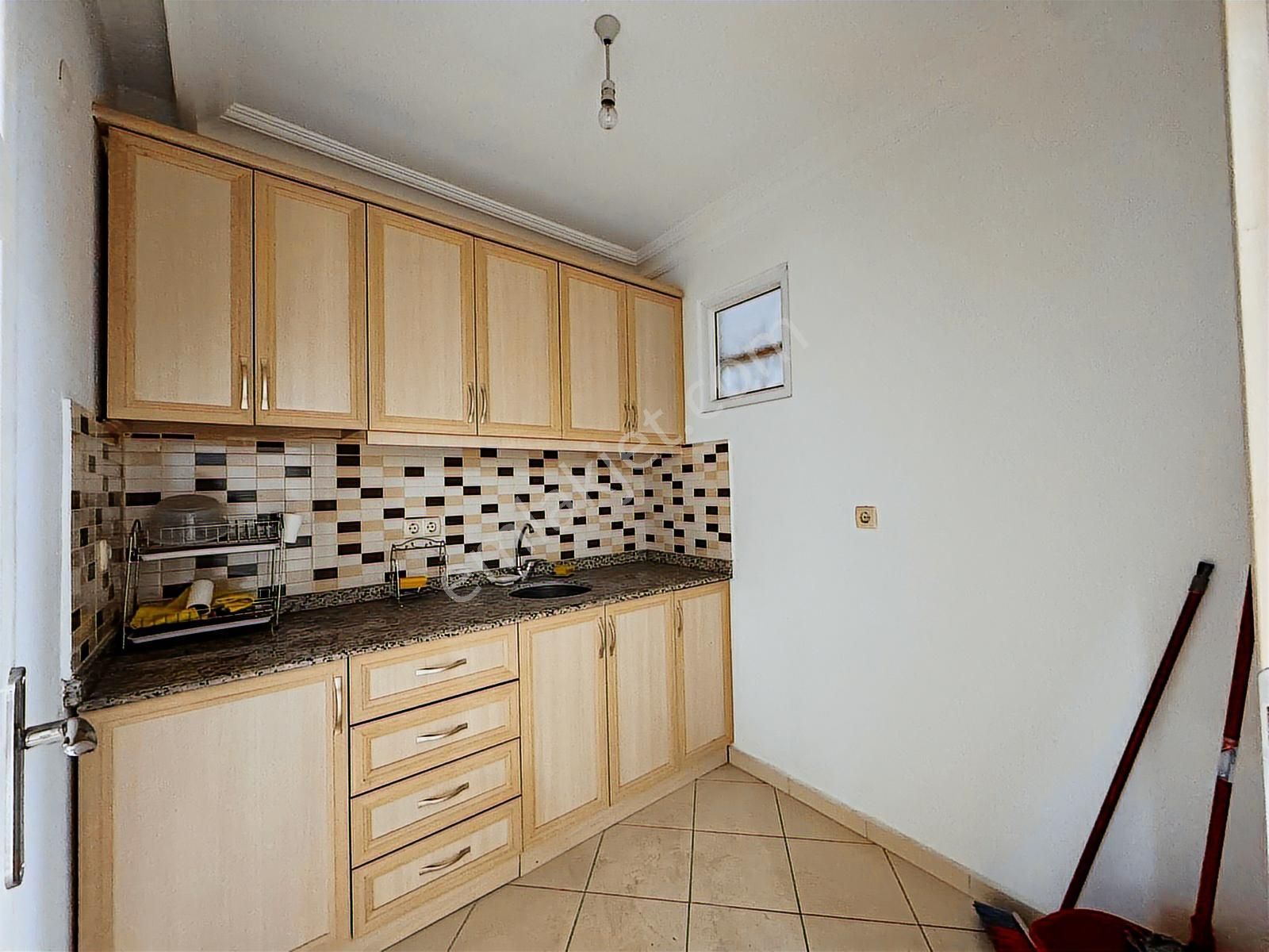 Kışla Mah. Vali Konak Yanı 1+1 Asansörlü Kiralık Ofis - Görsel 9