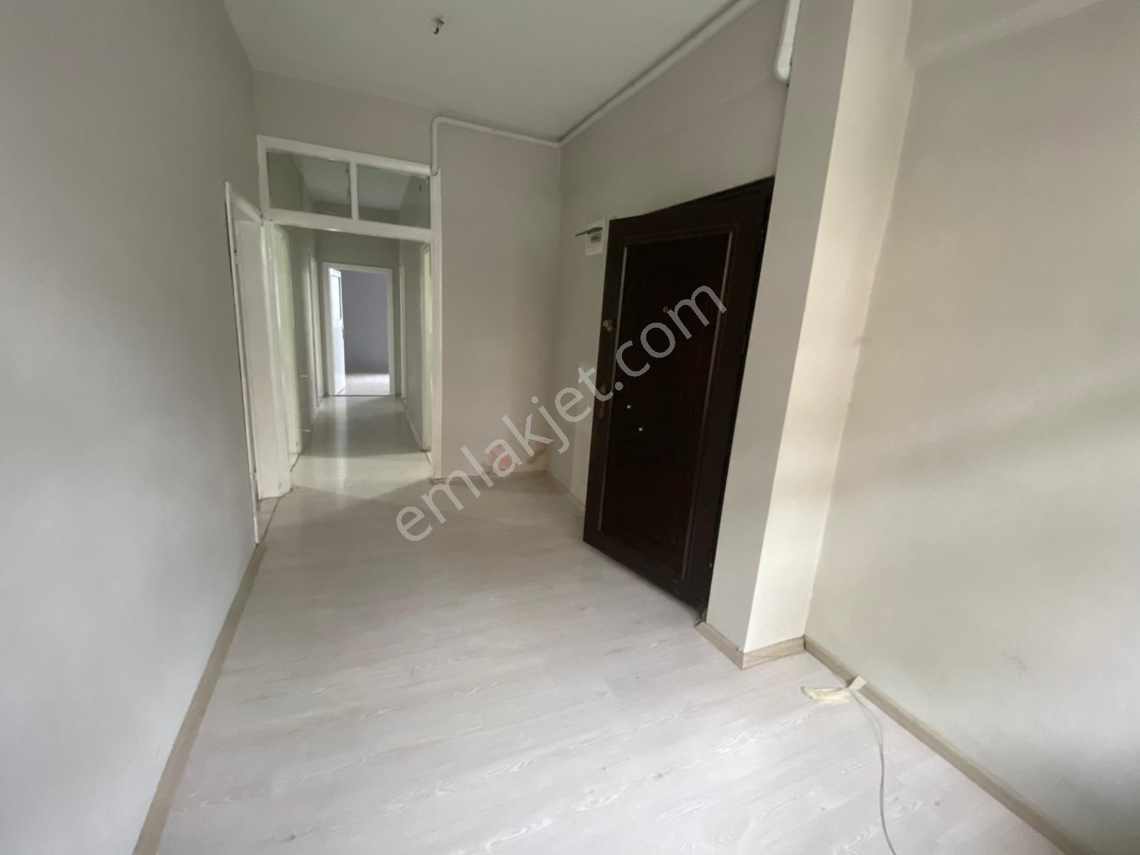 Trabzonda Kiralık 2+1 Daire - Görsel 15