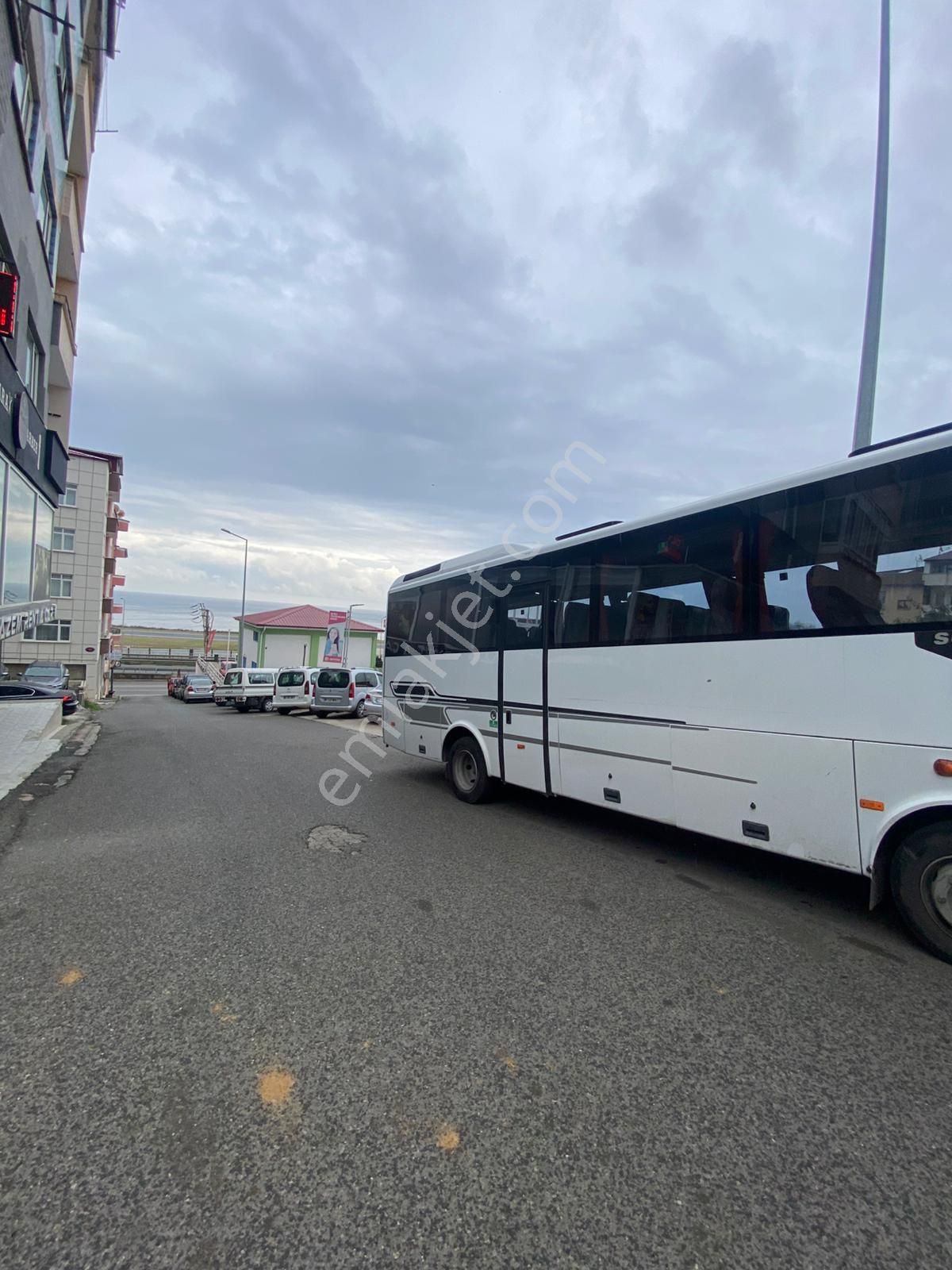 Trabzonda Kiralık 2+1 Daire - Görsel 23