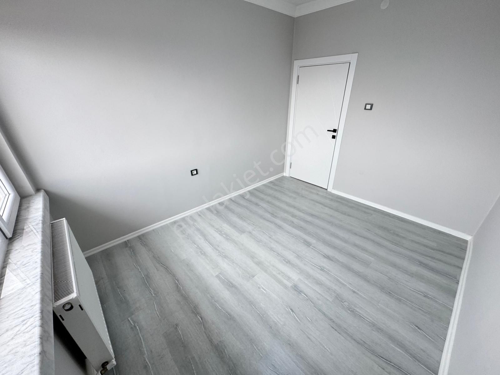 Sanatoryum Cad Paraleli 3+1 1.katta Lüx Yapılı Cepheleri Açık - Görsel 7