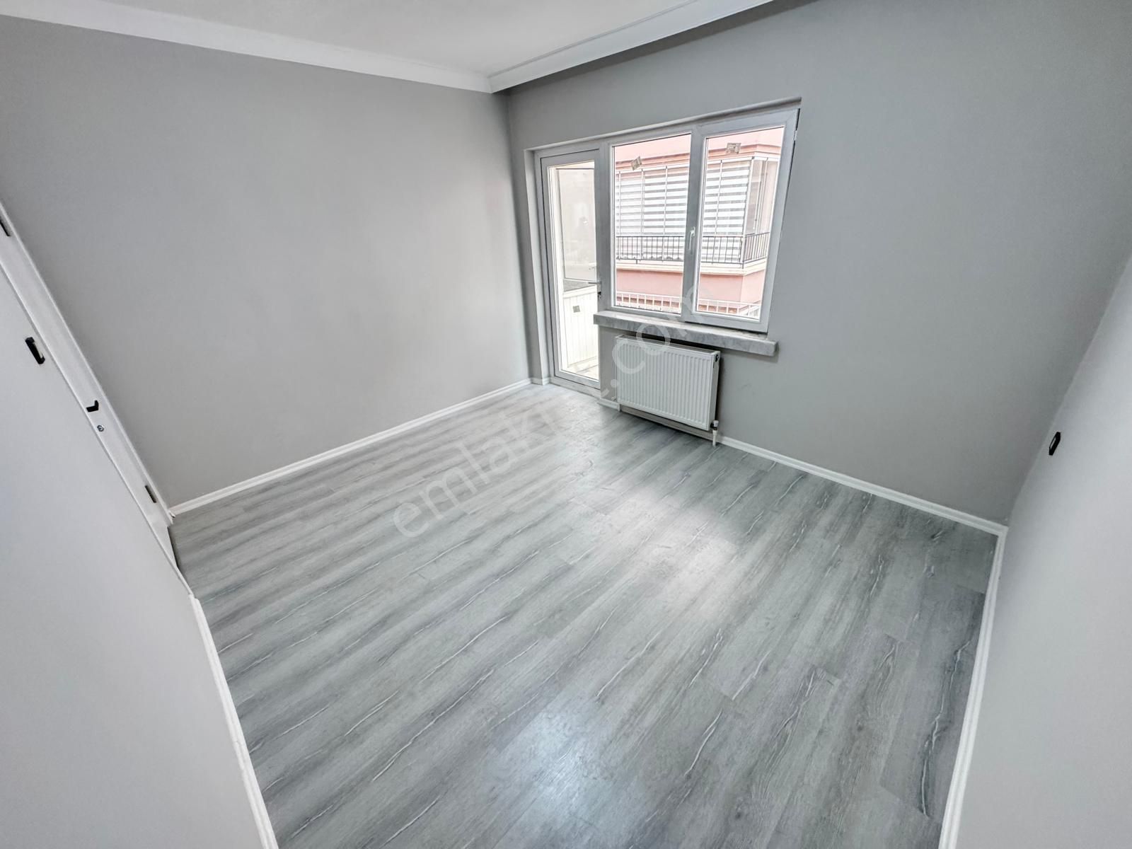 Sanatoryum Cad Paraleli 3+1 1.katta Lüx Yapılı Cepheleri Açık - Görsel 20