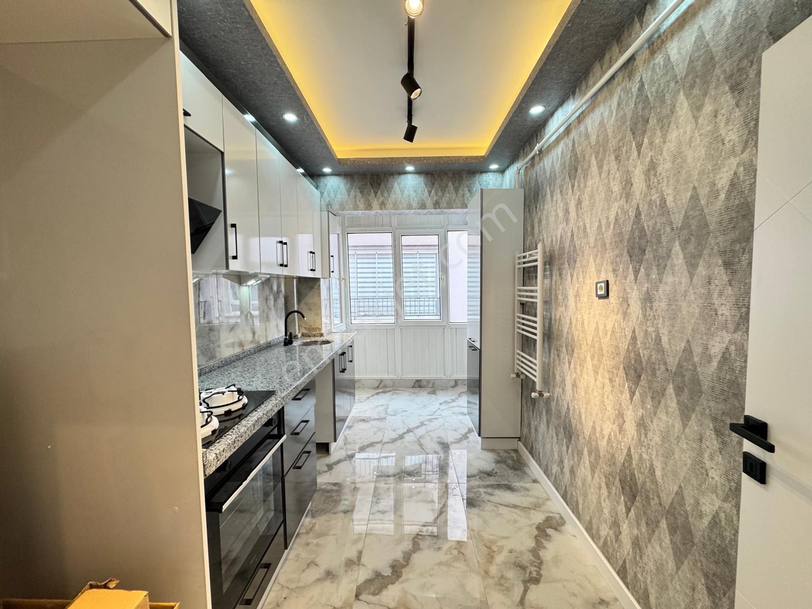 Sanatoryum Cad Paraleli 3+1 1.katta Lüx Yapılı Cepheleri Açık - Görsel 26