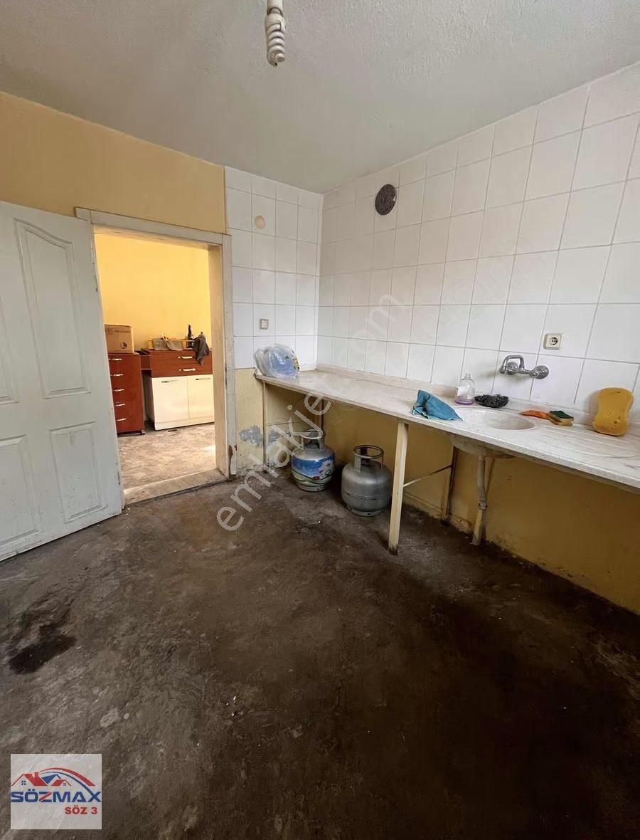 Erkilet 100.yıl Harika Konumlu Müstakil Ev Ve Arsası - Görsel 5