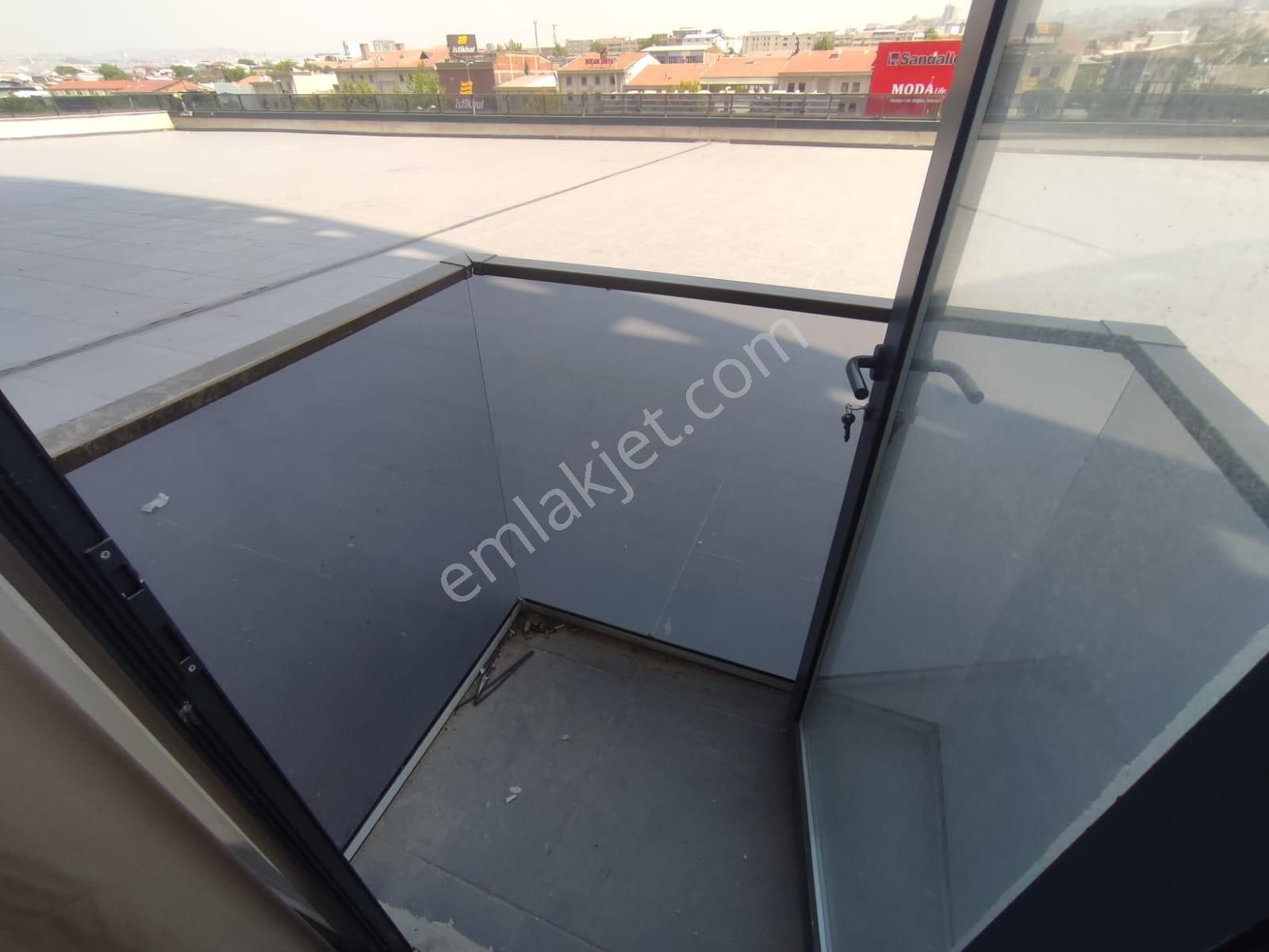 Ankalife'tan Nek Tower Plazada Satılık 1+1 Home Ofis / Daireler - Görsel 8