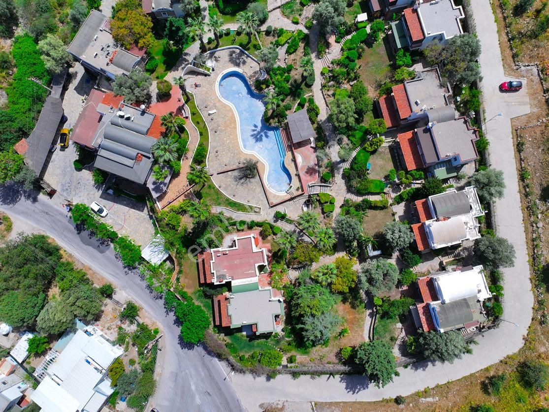 Türkbükü'nde Havuzlu Site İçerisinde Satılık 1+1 Daire - Görsel 18