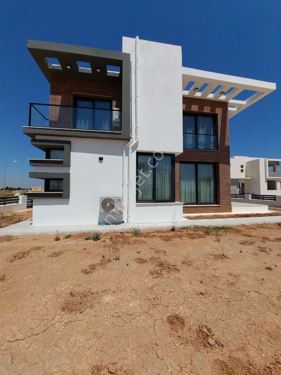 Kıbrıs İskele Long Beach Bölgesi Projeden Hemen Teslim %50 Peşşn %50 Faizsiz 24 Ay Vadeli Villalar - Görsel 35