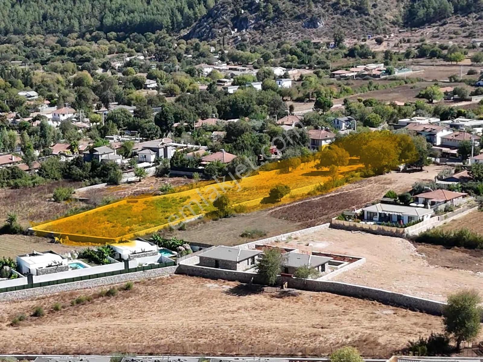 Kayaköy'de Cadde Üzerinde Tek Tapu Takasa Açık Fırsat Arazi - Görsel 4
