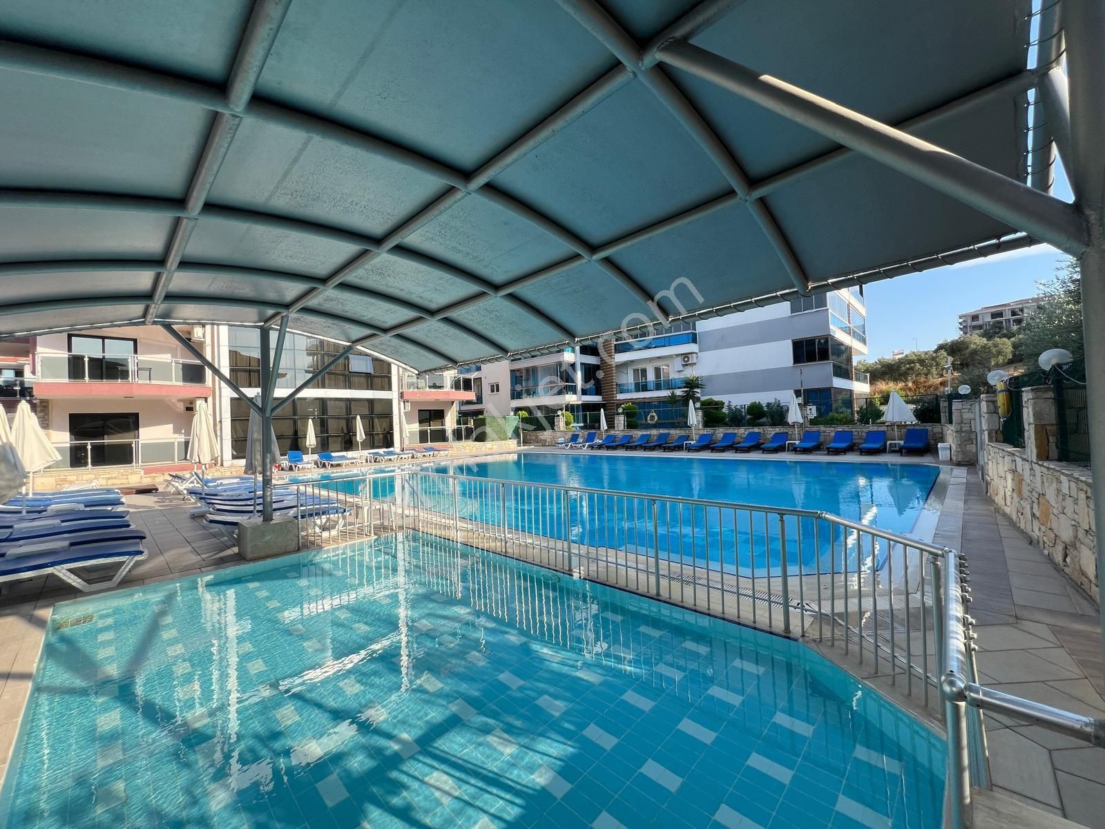 Kuşadası, Değirmendere Mah.de, Ara Kat, Asansörlü, Klimalı, Eşyası Sıfır Daire - Görsel 6