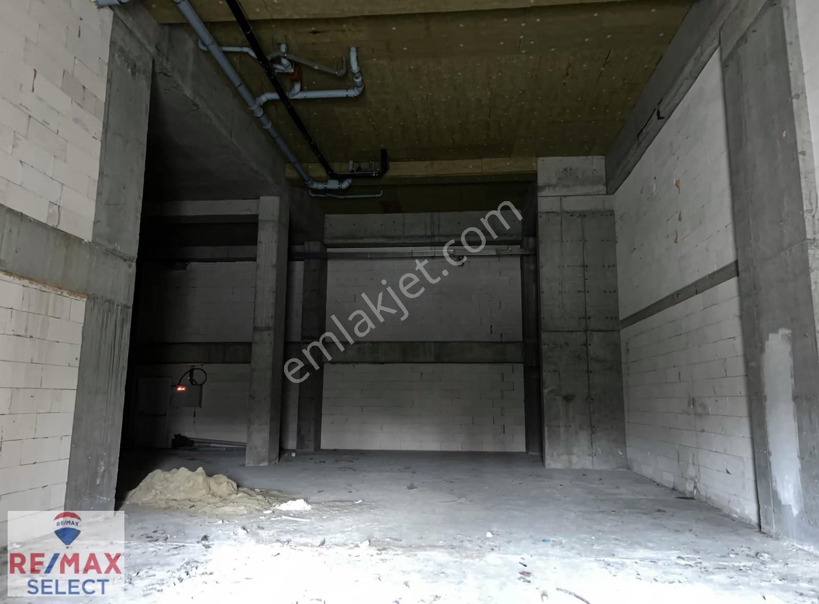 Vaditepe Gölevleri Bahçeşehir (226 M2) Kiralık Natamam Dükkan - Görsel 3