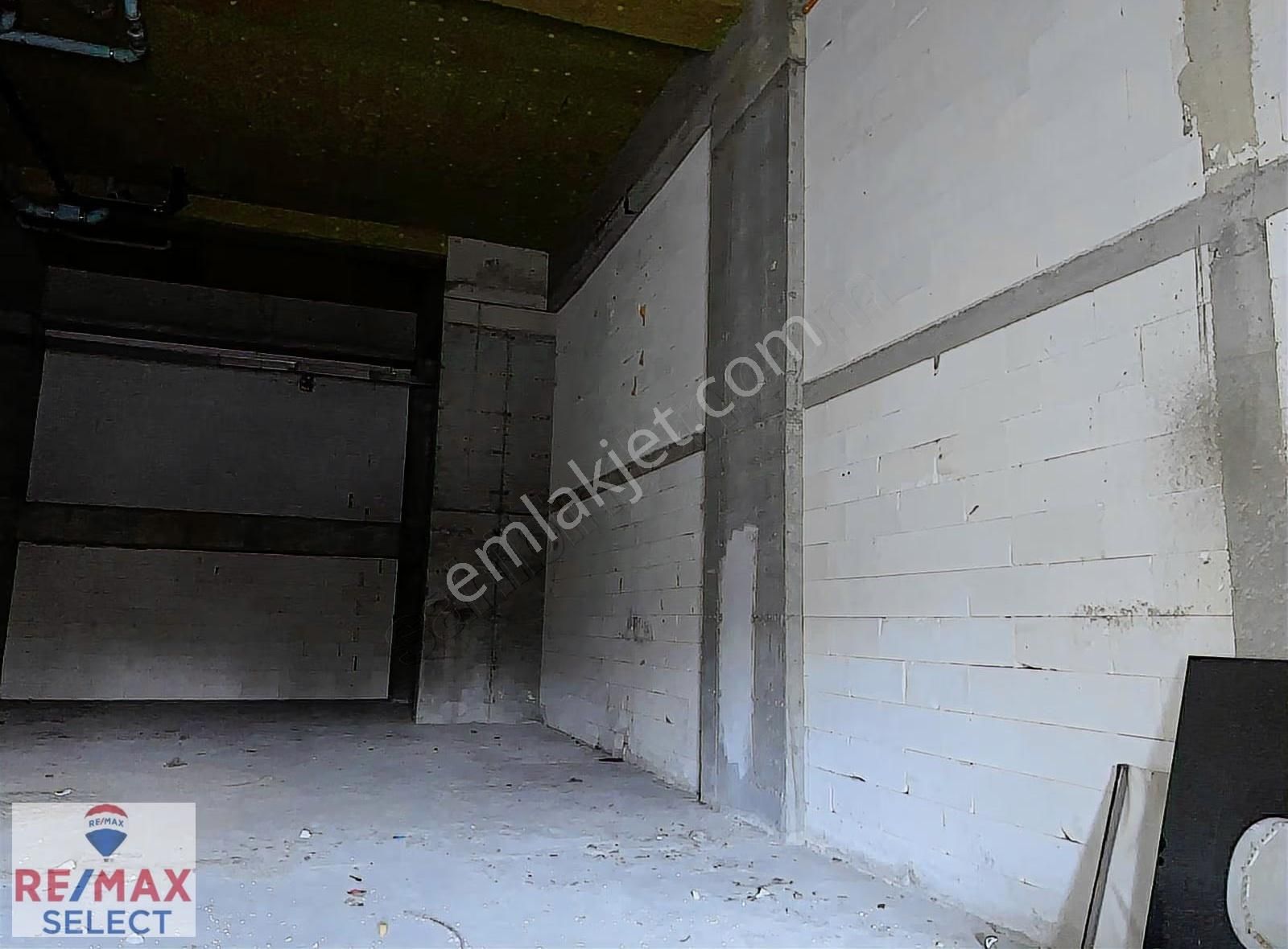 Vaditepe Gölevleri Bahçeşehir (226 M2) Kiralık Natamam Dükkan - Görsel 7