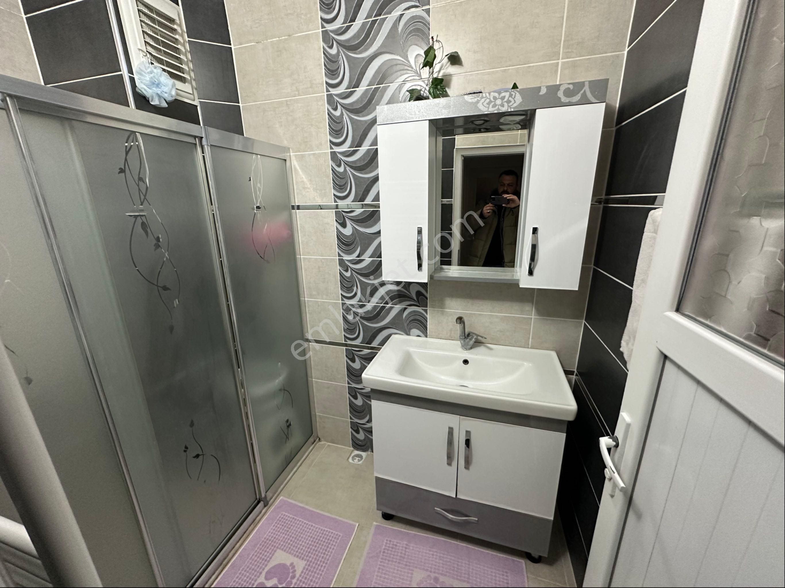 Küçükler Gayrimenkulden Karşıyaka Da Satılık Daire - Görsel 9