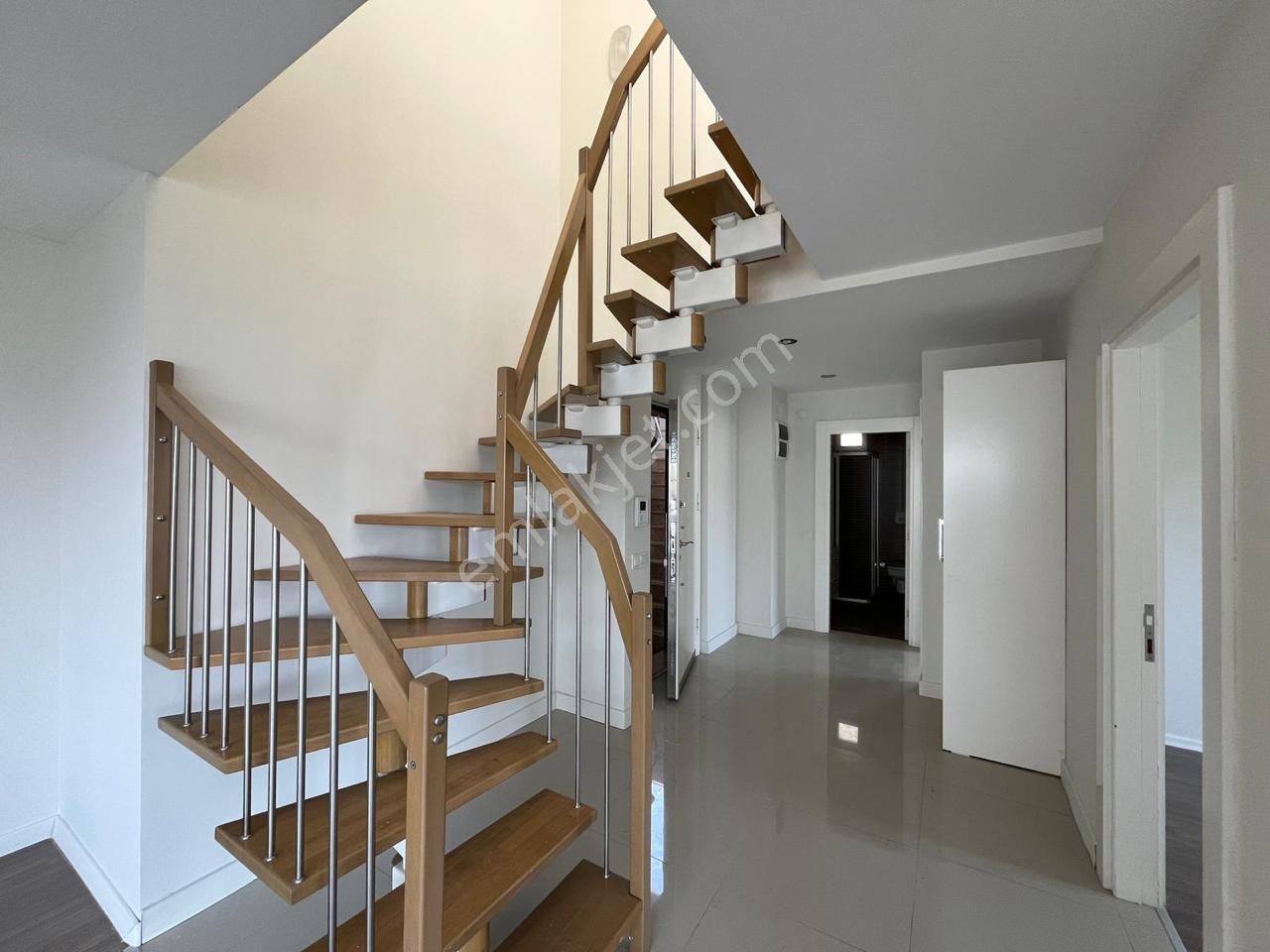 Denize 900 M. Mesafede Geniş Şık Dubleks 3+1 - Görsel 6