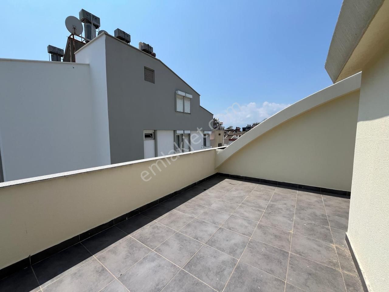 Denize 900 M. Mesafede Geniş Şık Dubleks 3+1 - Görsel 16