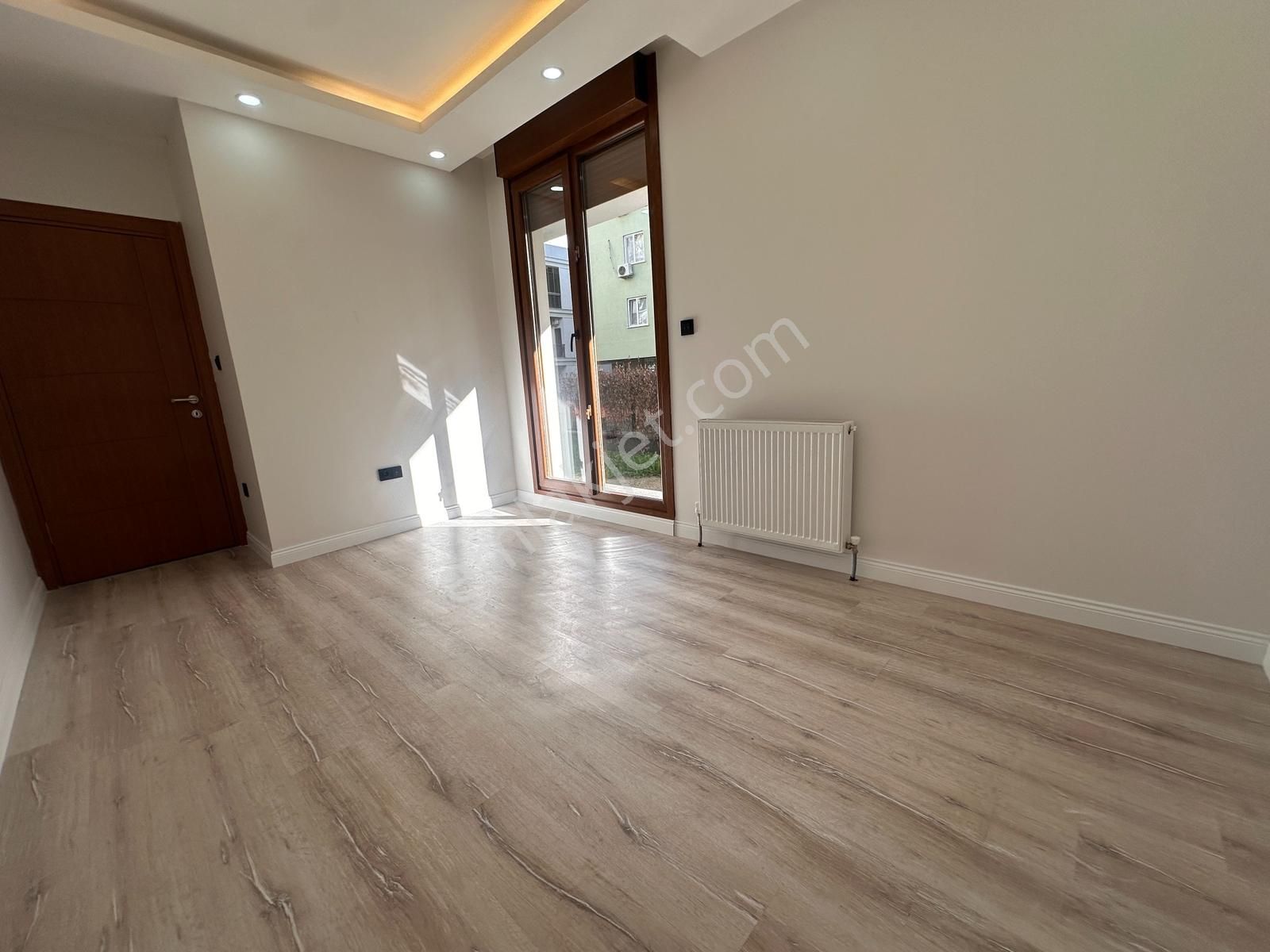 Tamiş'den İdealtepe Sahil'de Ayrı Mutfaklı Teras Ve Bahçeli 2+1 - Görsel 25