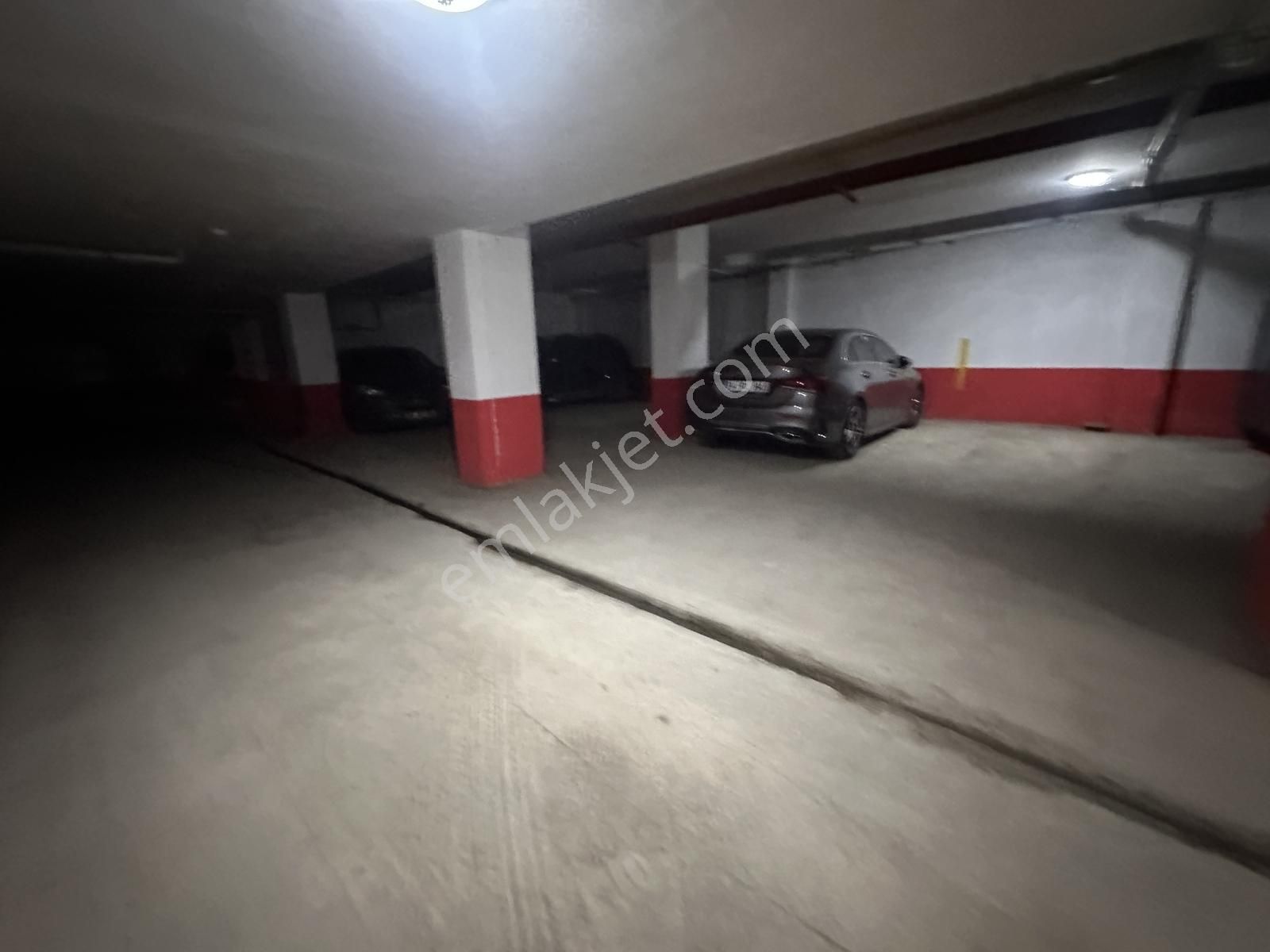 Tamiş'den İdealtepe Sahil'de Ayrı Mutfaklı Teras Ve Bahçeli 2+1 - Görsel 12