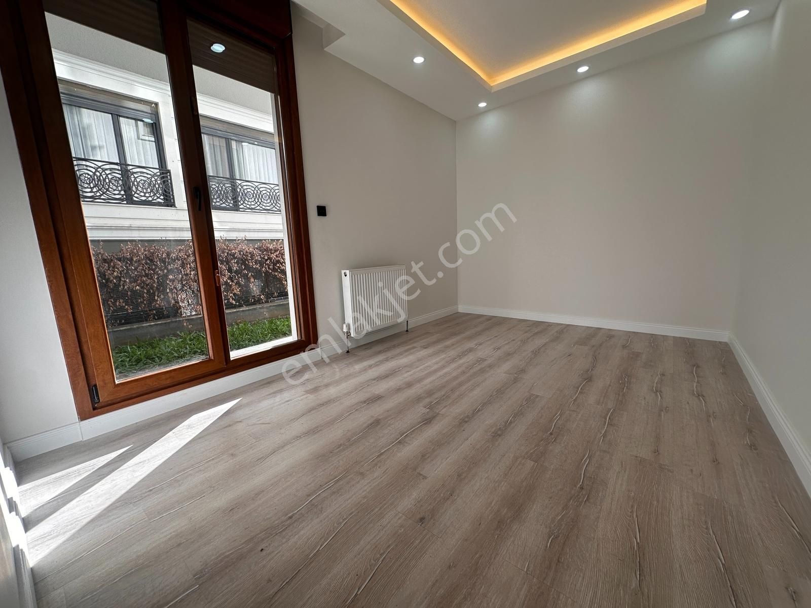 Tamiş'den İdealtepe Sahil'de Ayrı Mutfaklı Teras Ve Bahçeli 2+1 - Görsel 20