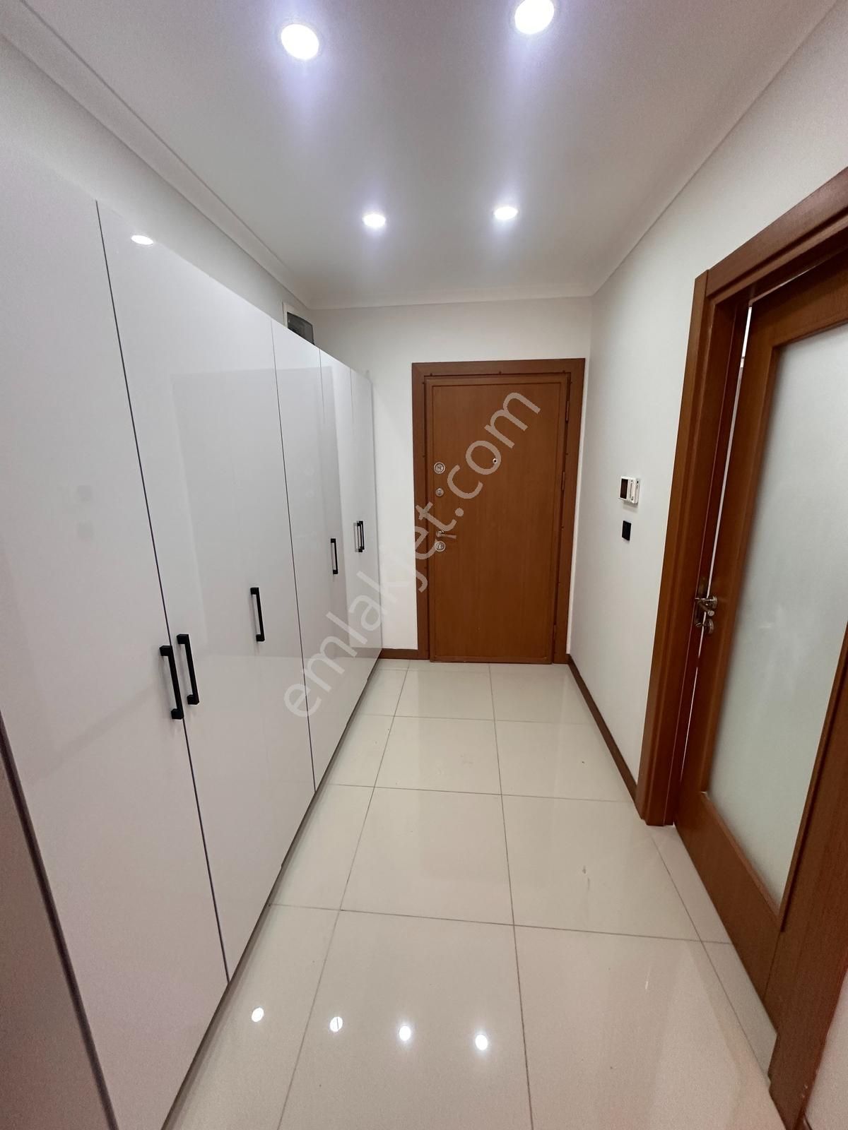 Tamiş'den İdealtepe Sahil'de Ayrı Mutfaklı Teras Ve Bahçeli 2+1 - Görsel 22