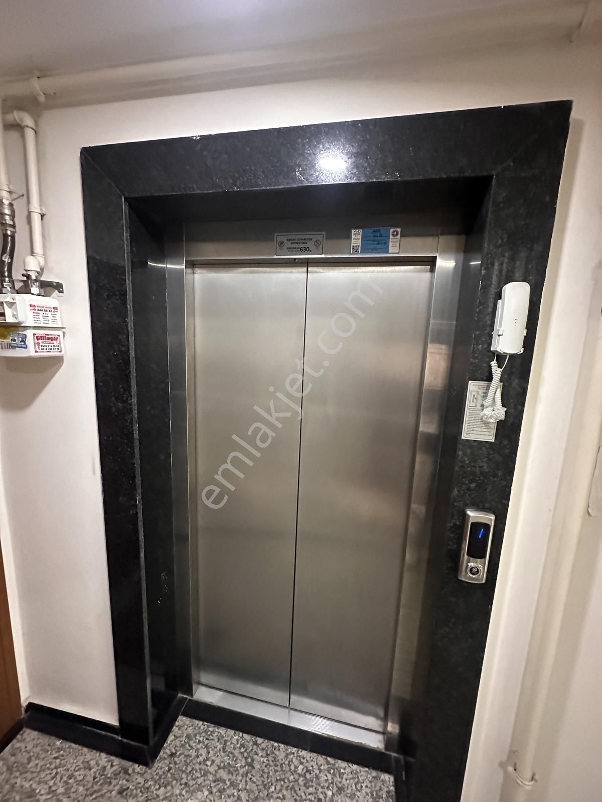 Tamiş'den İdealtepe Sahil'de Ayrı Mutfaklı Teras Ve Bahçeli 2+1 - Görsel 4