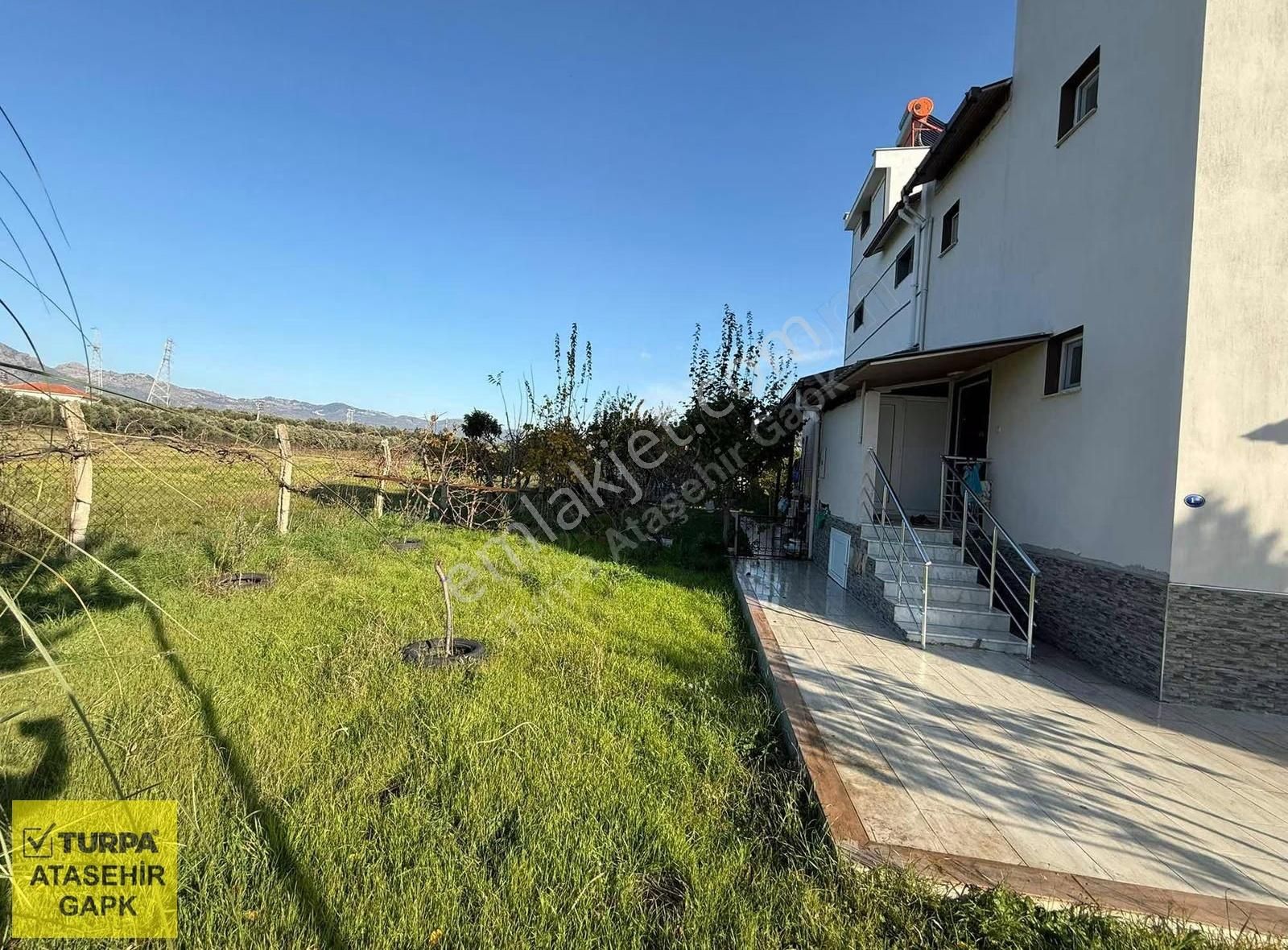 Dikili Salihler'de Satılık Triplex Villa - Görsel 11