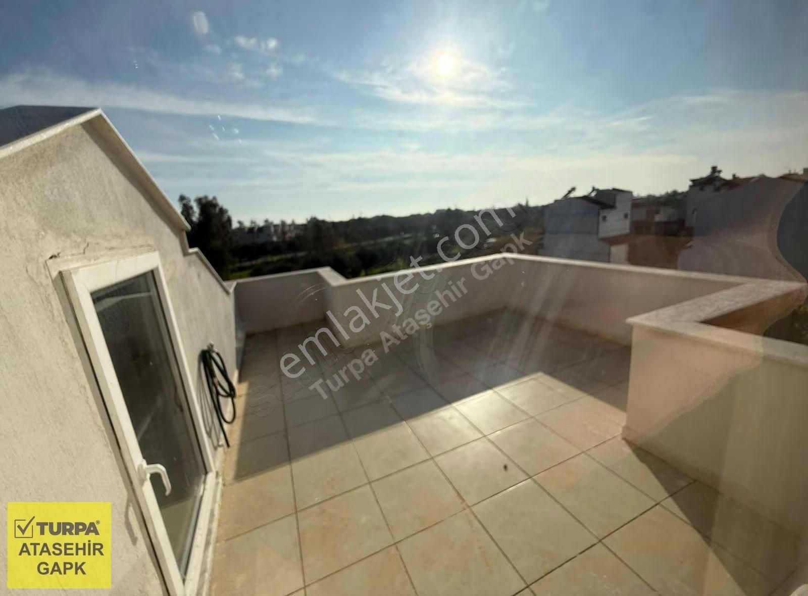 Dikili Salihler'de Satılık Triplex Villa - Görsel 15