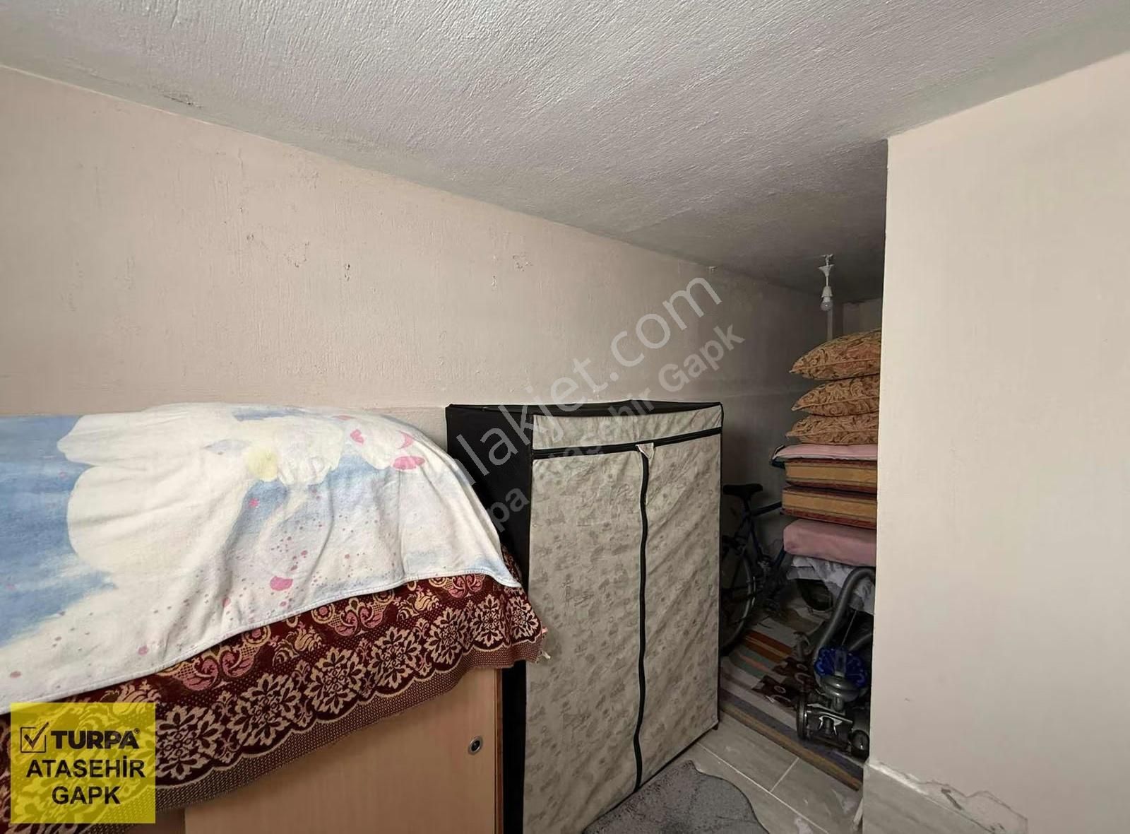 Dikili Salihler'de Satılık Triplex Villa - Görsel 23