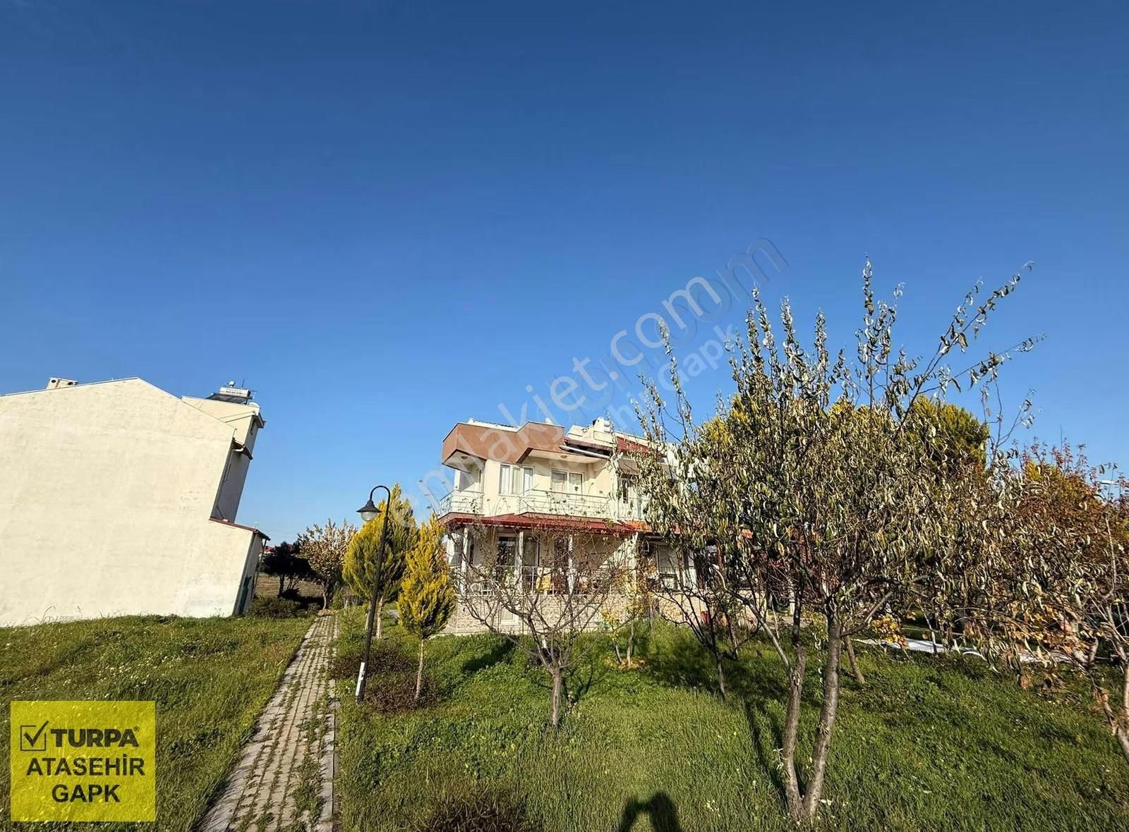 Dikili Salihler'de Satılık Triplex Villa - Görsel 4