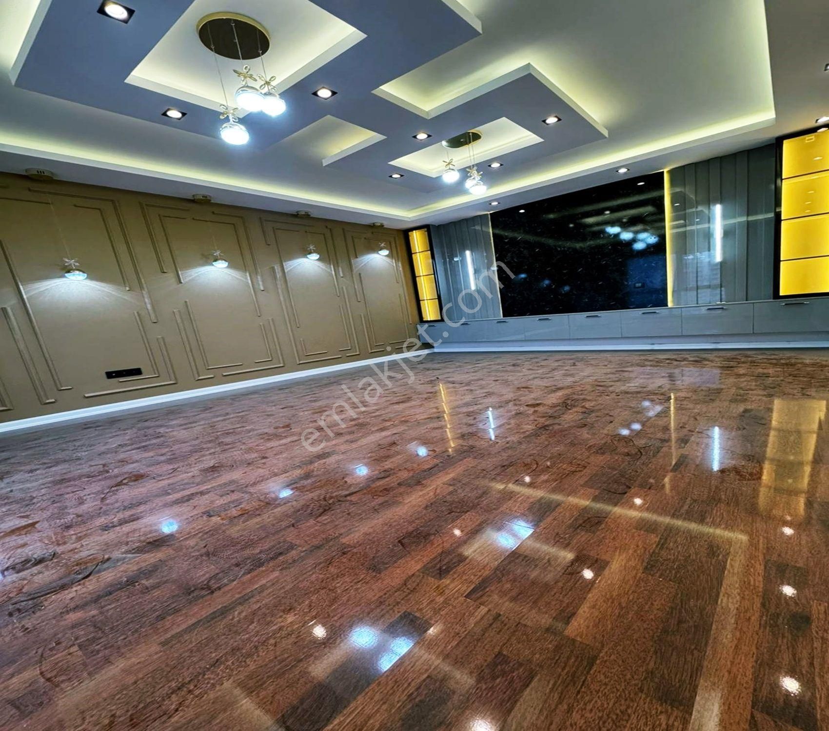 Sıte İçinde | Baştan Sona Özel Tasarım | Şık Dekorasyonlu 2+1 Daire - Görsel 3