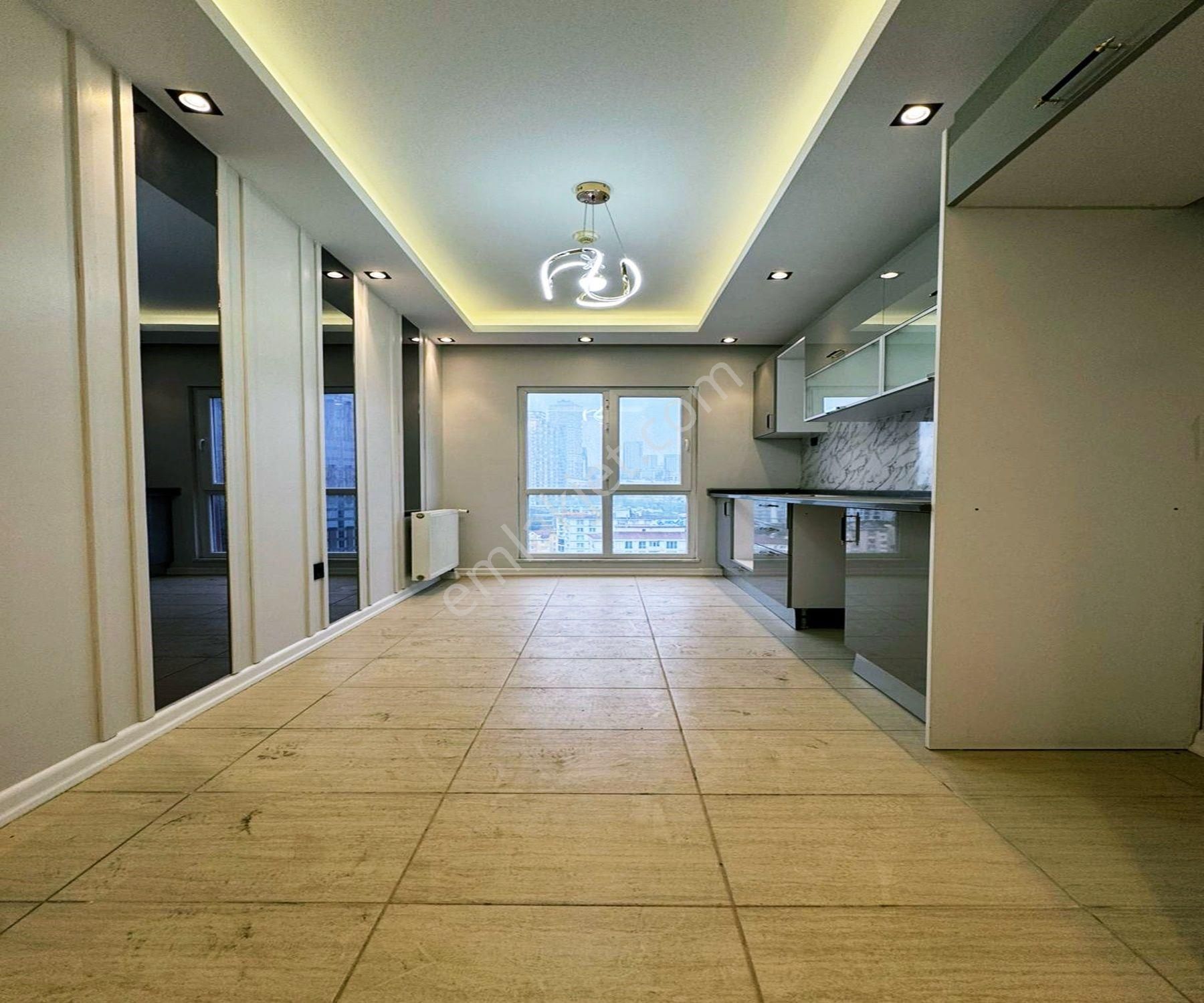 Sıte İçinde | Baştan Sona Özel Tasarım | Şık Dekorasyonlu 2+1 Daire - Görsel 25