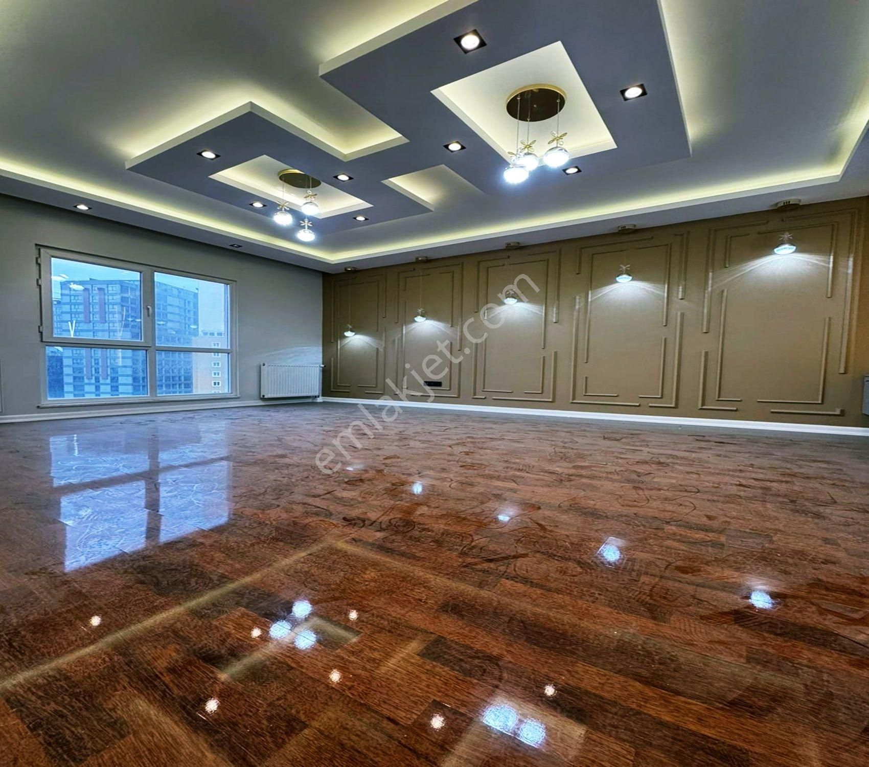 Sıte İçinde | Baştan Sona Özel Tasarım | Şık Dekorasyonlu 2+1 Daire - Görsel 6