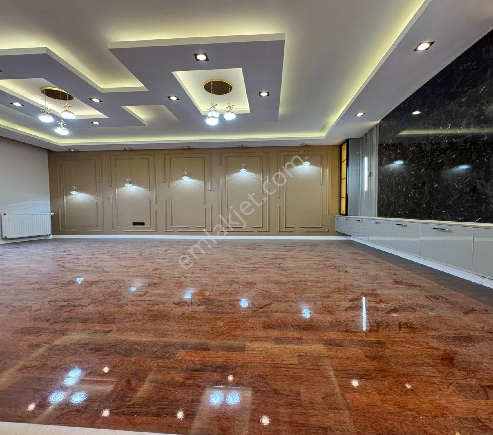 Sıte İçinde | Baştan Sona Özel Tasarım | Şık Dekorasyonlu 2+1 Daire - Görsel 9