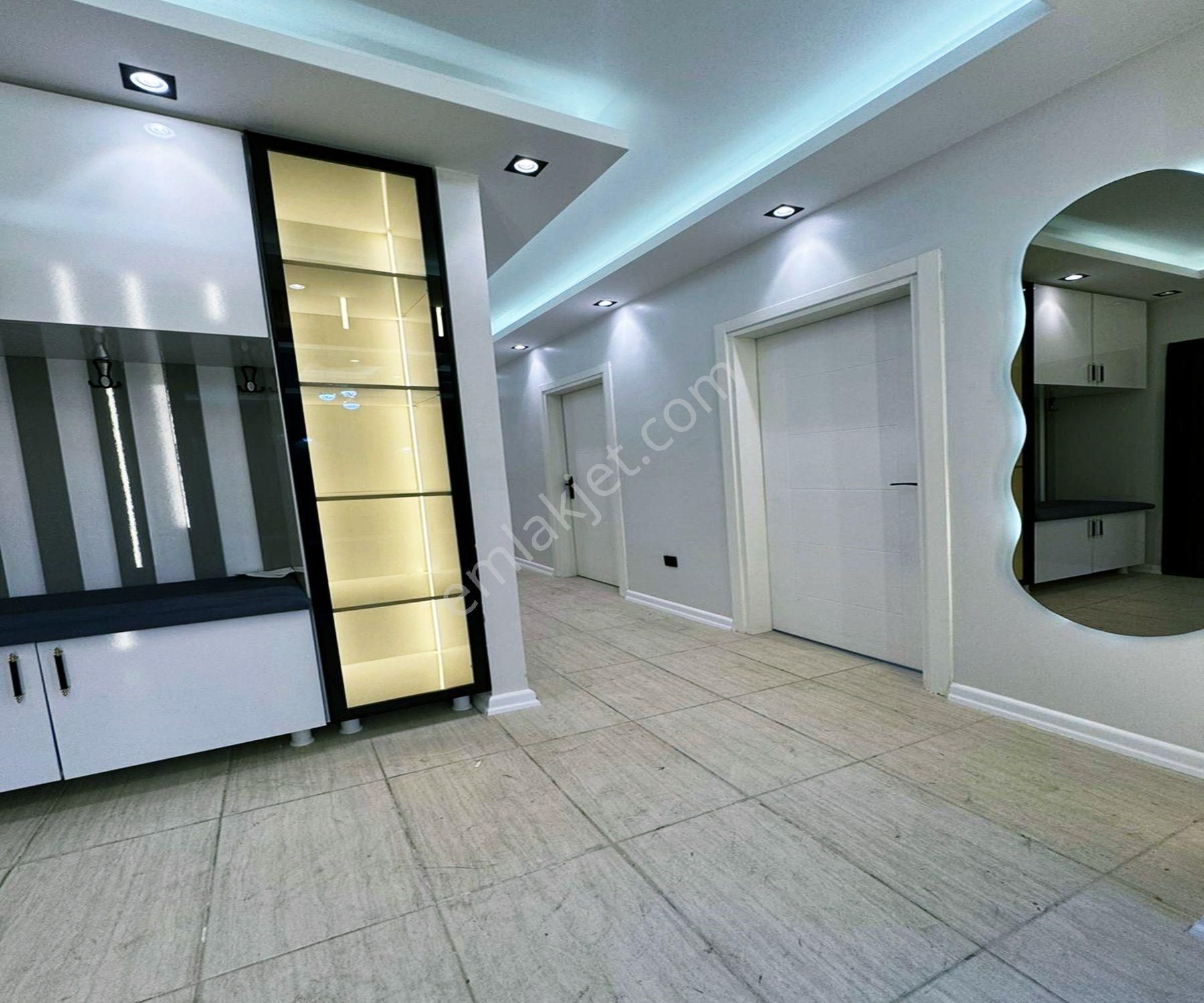 Sıte İçinde | Baştan Sona Özel Tasarım | Şık Dekorasyonlu 2+1 Daire - Görsel 32