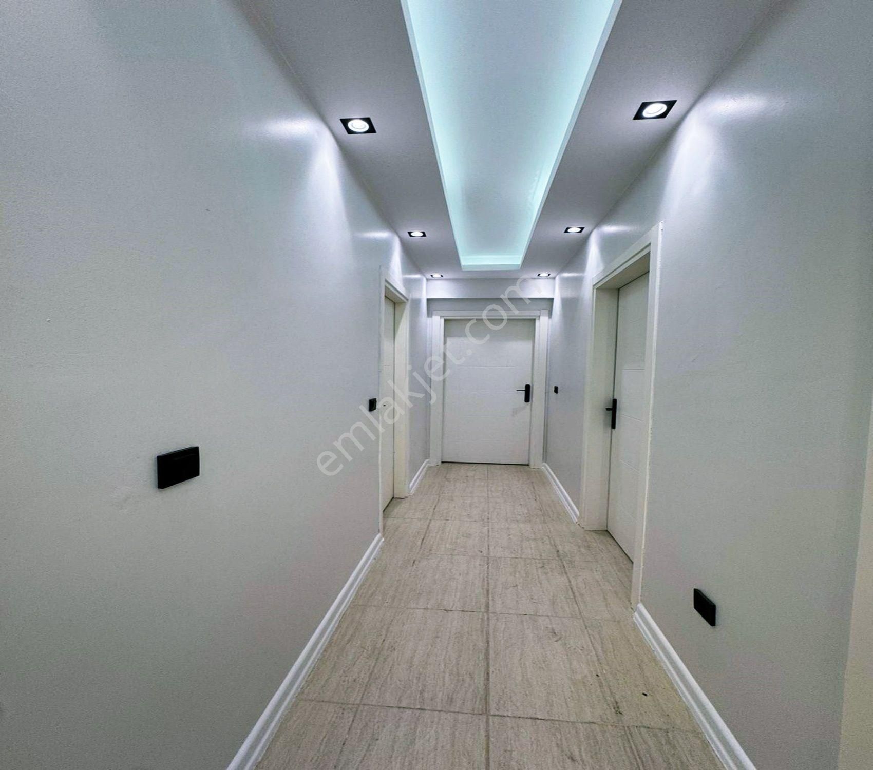 Sıte İçinde | Baştan Sona Özel Tasarım | Şık Dekorasyonlu 2+1 Daire - Görsel 22