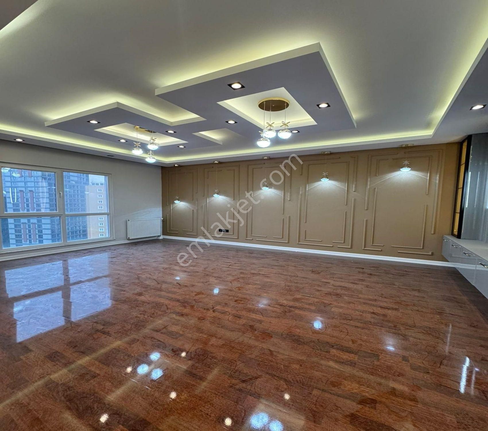 Sıte İçinde | Baştan Sona Özel Tasarım | Şık Dekorasyonlu 2+1 Daire - Görsel 8