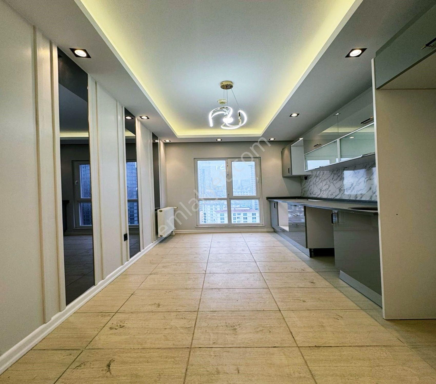 Sıte İçinde | Baştan Sona Özel Tasarım | Şık Dekorasyonlu 2+1 Daire - Görsel 30