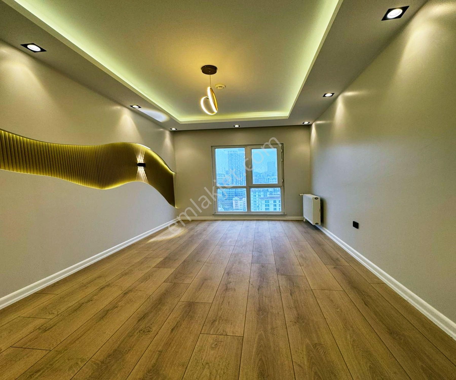 Sıte İçinde | Baştan Sona Özel Tasarım | Şık Dekorasyonlu 2+1 Daire - Görsel 17