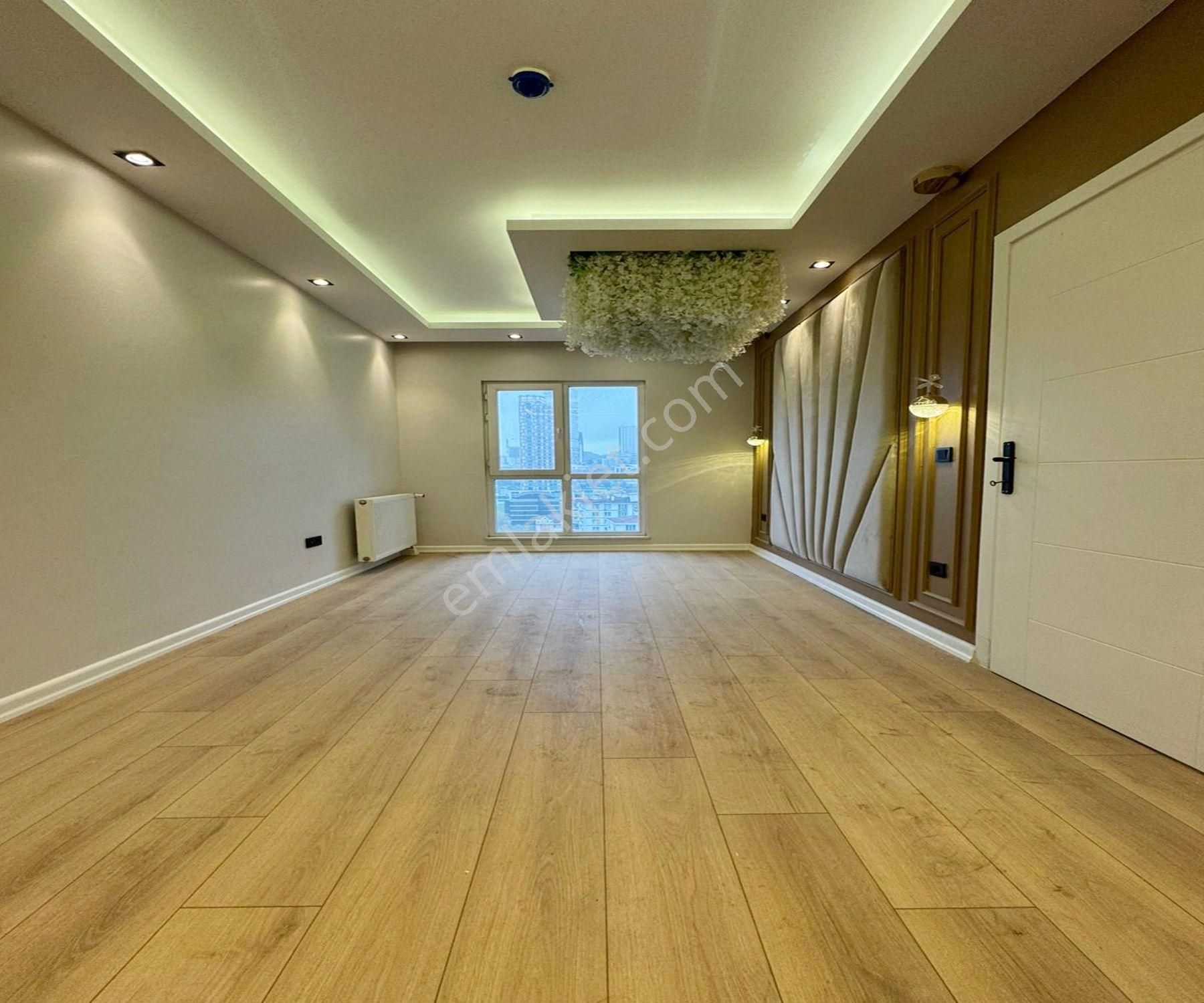 Sıte İçinde | Baştan Sona Özel Tasarım | Şık Dekorasyonlu 2+1 Daire - Görsel 12