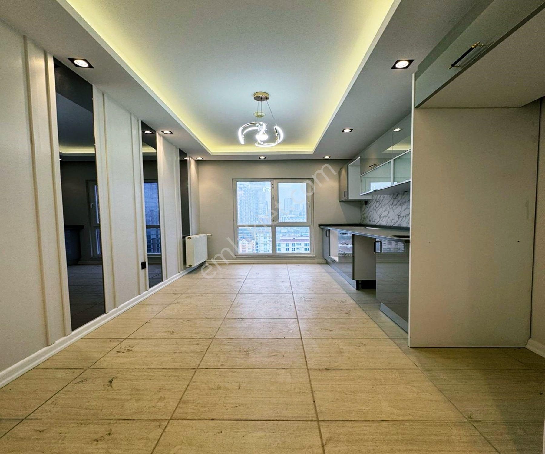 Sıte İçinde | Baştan Sona Özel Tasarım | Şık Dekorasyonlu 2+1 Daire - Görsel 28