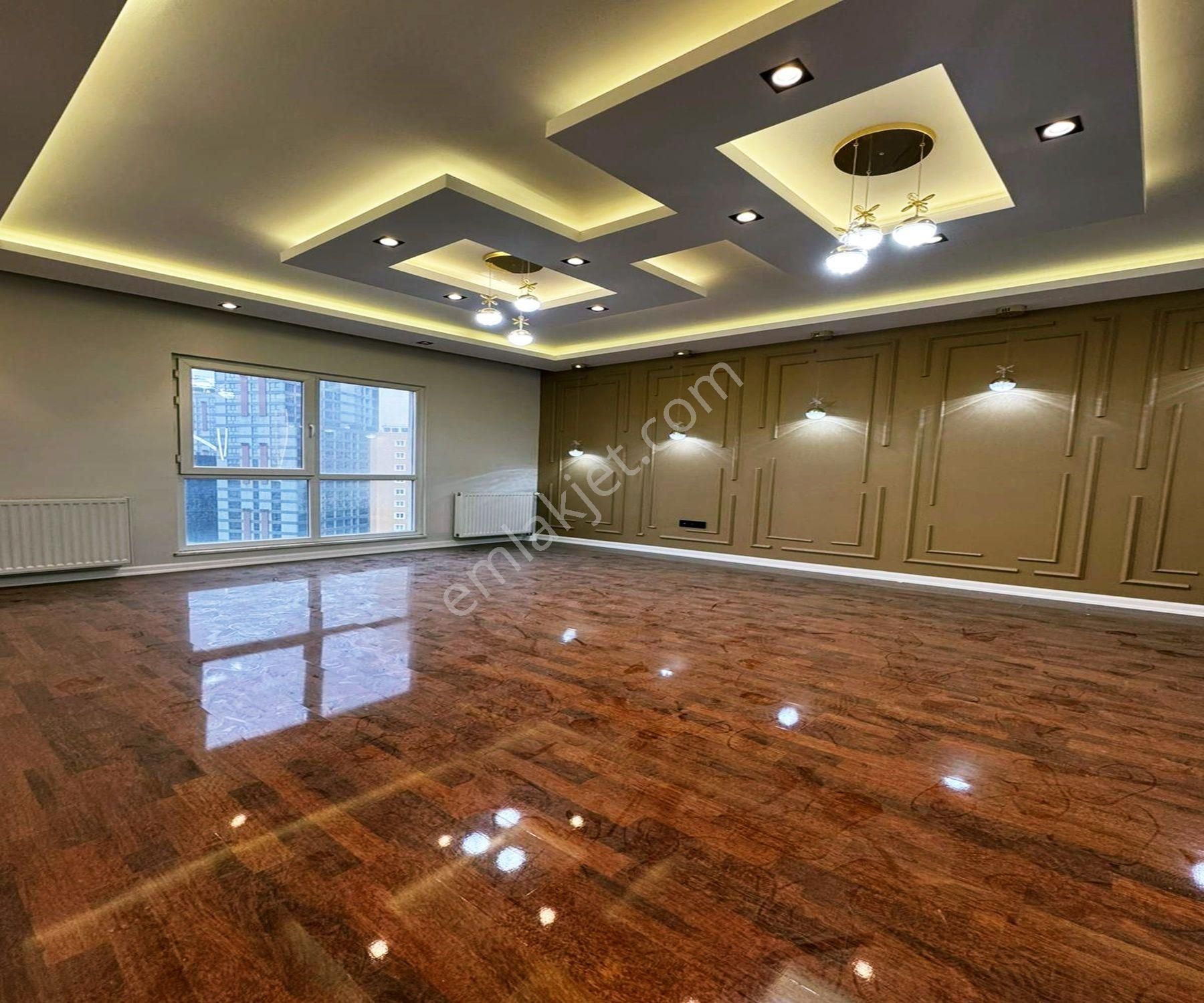 Sıte İçinde | Baştan Sona Özel Tasarım | Şık Dekorasyonlu 2+1 Daire - Görsel 4