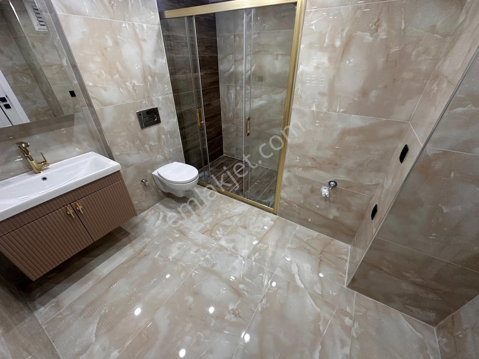 Tamiş'den İdealtepe Eraykent Sit.'de Asansörlü Otoprklı 2.kat3+1 - Görsel 32