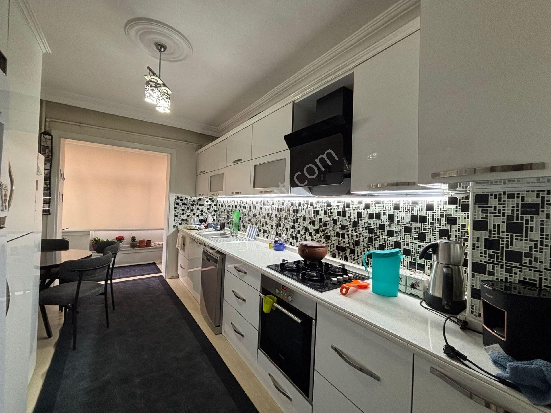 Selçuklu Nalçacı Lambalarının Dibi Kompe Rezerve Etilmiş Kapalı Otoparklı 3+1 Daire