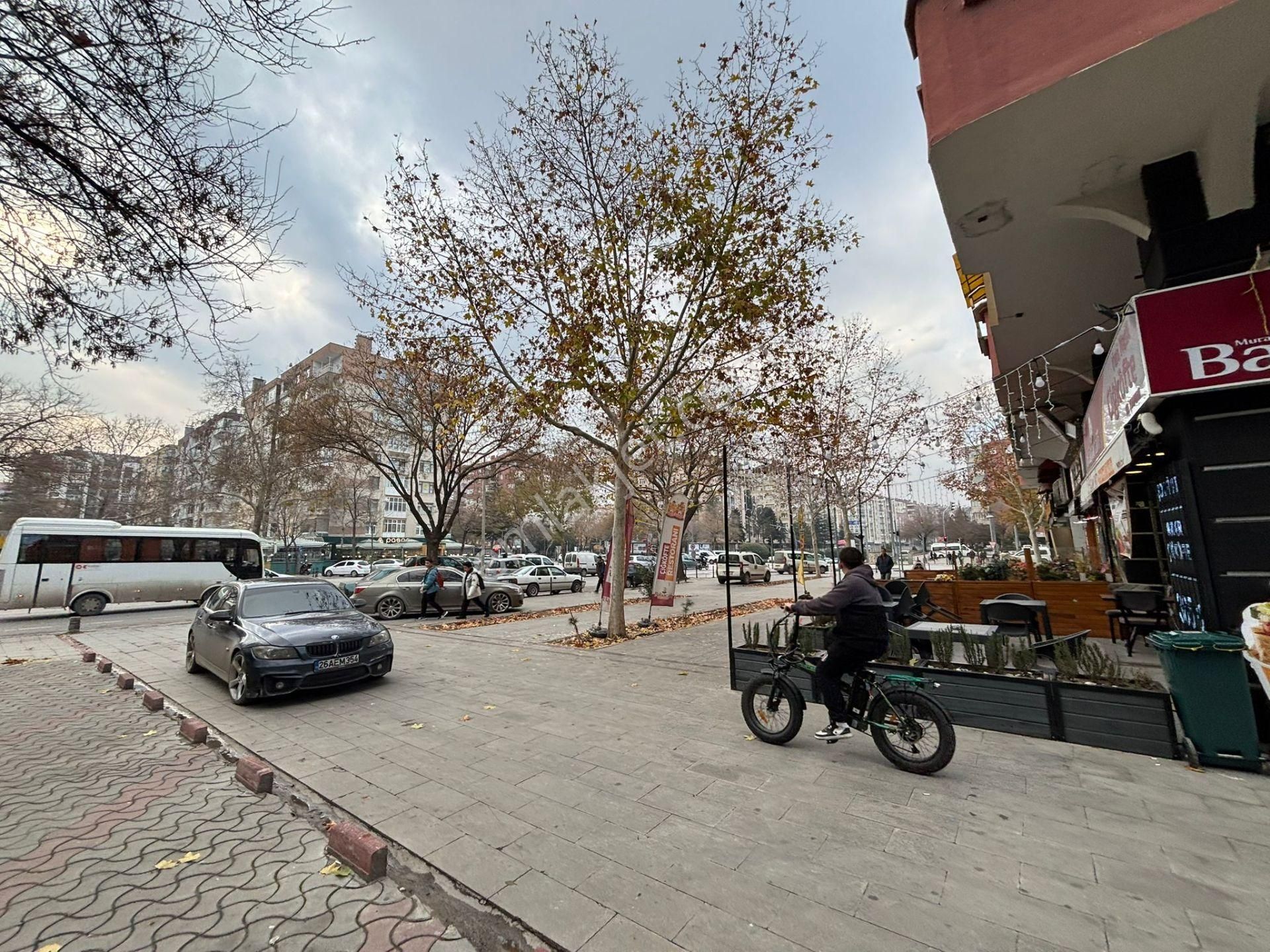 Selçuklu Nalçacı Lambalarının Dibi Kompe Rezerve Etilmiş Kapalı Otoparklı 3+1 Daire - Görsel 23